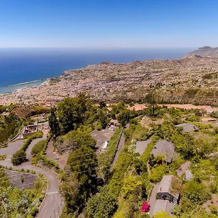 Quinta Devonia By An Island * Funchal (Madeira)